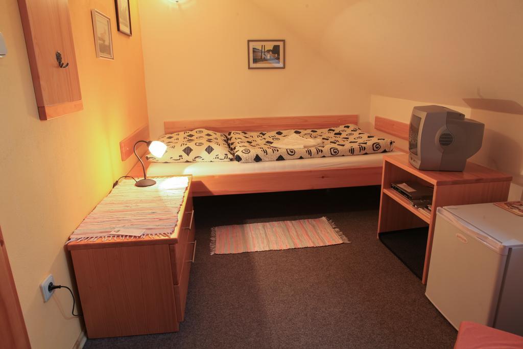 Hotel Penzion Cas Český Rudolec Zimmer foto